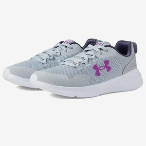 Under Armour Essential Sneakers in Gray